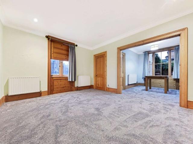 Unique three bedroom Grade II listed house in a great Victoria Park location