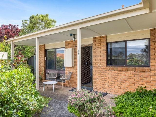 Unique two bedroom villa close to community centre