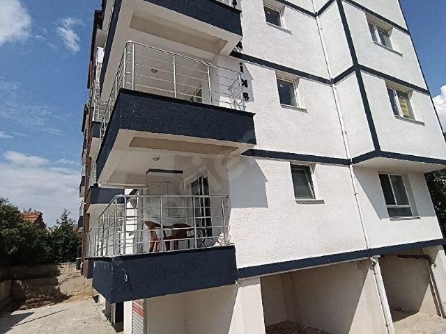 ÜNLÜ EMLAK 'TAN SATILIK ATATÜRK MAH.2+1 GENİŞ DAİRE