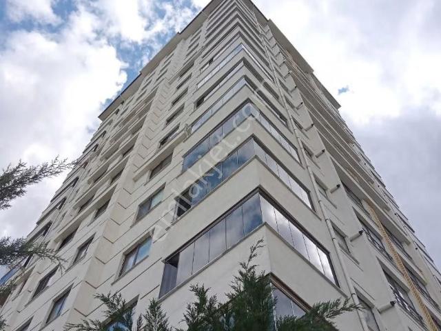 Ünlü Emlaktan Bahçeşehir Koleji Yanında Arakat Manzaralı Kiralık