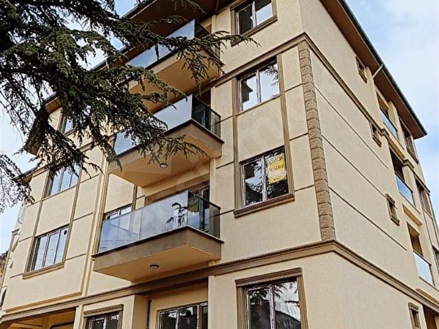 ÜNLÜ EMLAKTAN BAHÇELİ ÖĞRETMEN EVLERİ MEVKİİ 2+1 KİRALIK DAİRE