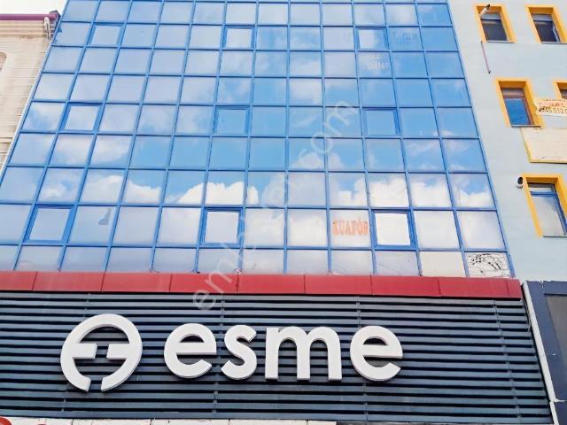 Ünlü Emlaktan Şehir Merkezinde Acil Satılık 2+1 Hemdaire Hemofis