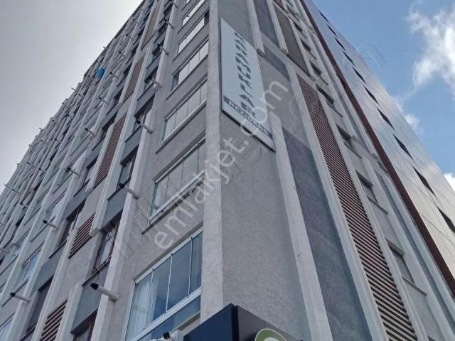 Ünlü Emlaktan Hastaneler Karşısında Kiralık Eşyalı 1+1 Manzaralı