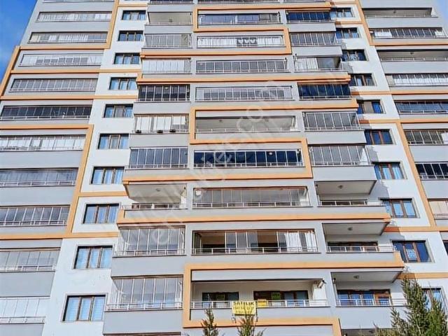 Ünlü Emlaktan Havalimanı Yolunda Arakat Eşyalı Geniş Ferah Lüks