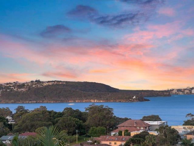 UNLIMITED POTENTIAL, CHARMING RESIDENCE WITH BREATHTAKING VIEWS