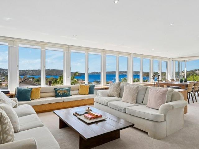 UNLIMITED POTENTIAL, CHARMING RESIDENCE WITH BREATHTAKING VIEWS