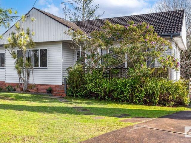 Unlock Taree West Living