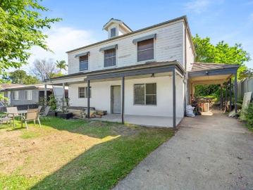 Unlock the Potential Prime Lakeside Opportunity for Flippers & Renovators
