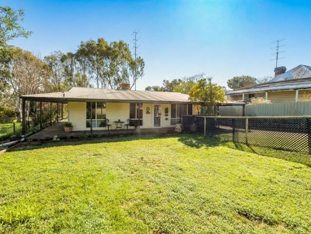 Unlock the Potential R30 Zoned on a Spacious 1,230m² Block
