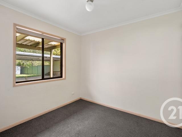 Unlock the Potential – Renovator’s Dream in the Heart of Narangba!