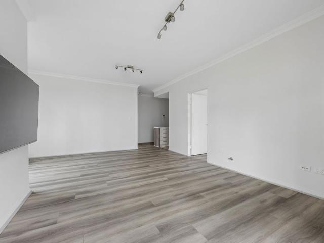 Unparalleled Convenience Open Plan Living!