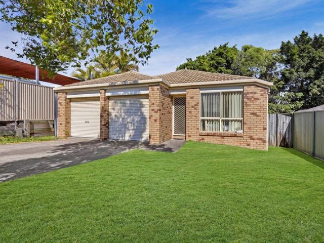 UNRIVALED FIRST HOME BUYING OPPORTUNITY / POPULAR PARKWOOD LOCATION