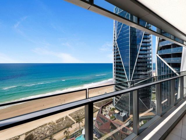 Unrivalled Beachfront Luxury 17th Floor Panoramic Ocean Views at 'Jewel'