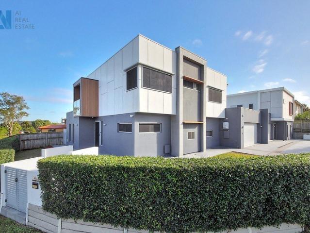 Unrivalled Dual Living Opportunity in the Heart of Rochedale