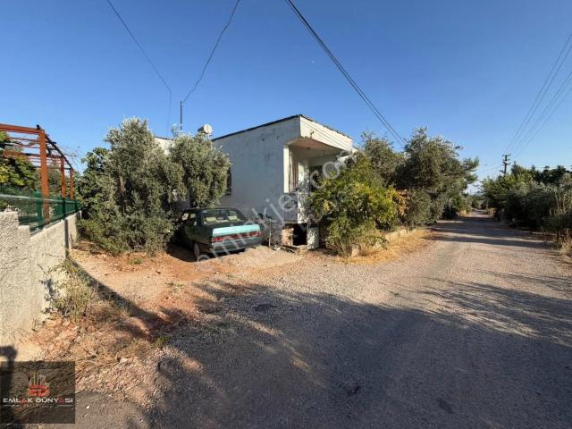 Ünsal Mahallesinde 502m2 Arsa İçin'de Müstakil Satılık Ev