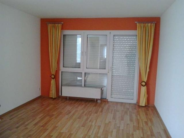 Unsere schönste 2 Zimmer Wohnung mit Balkon und Wintergarten