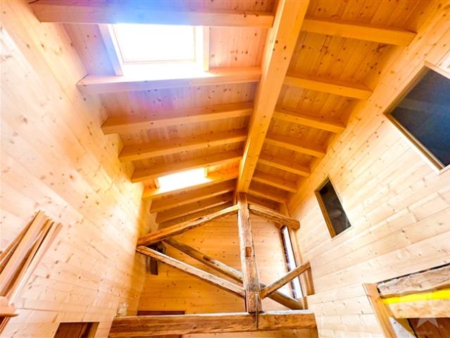 Untypisches Dorfhaus mit möglicher Erweiterung