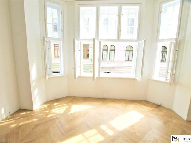Unter einem Hut Büro/Praxis und Wohnen