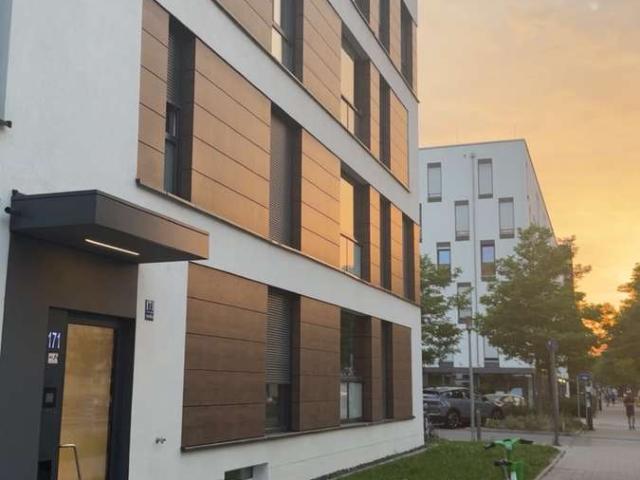 UNTERMIETE FÜR 1 JAHR: Zentrale Lage in Neuhausen: 2,5 Zimmer Wohnung in der Arnulfstraße