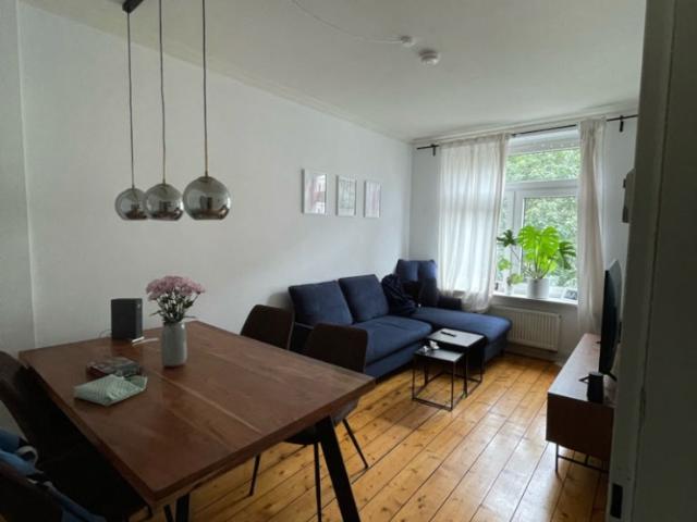 Untermiete 2 Monate 3 Zimmer Wohnung in Winterhude