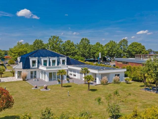 Unternehmervilla in Marl *Gewerbliche Nutzung erforderlich