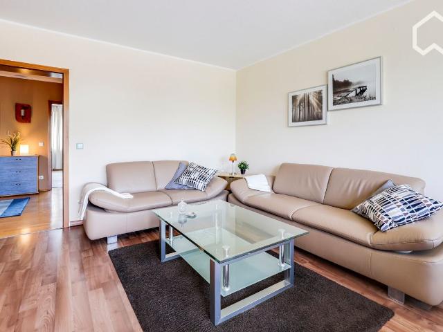 Unterbach: Fully furnished three room flat in top floor! Living in Düsseldorf's Green Belt, Dusseldorf Amsterdam Apartments for Rent