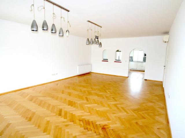 UNTERDECK NEUSIEDLERSEE – DEIN LOGENPLATZ IM GRÜNEN