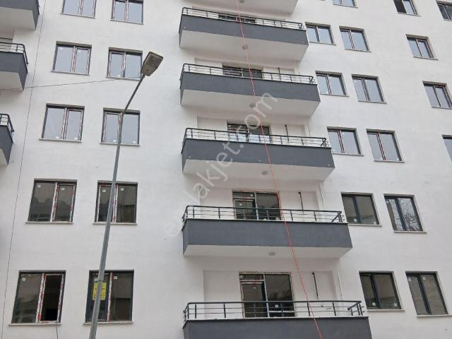 Ünüversite Mh 2/1 Naturel Emlak Dan