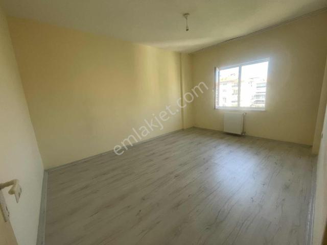 Çünür Merkez Tokide Satılık 2+1 Daire