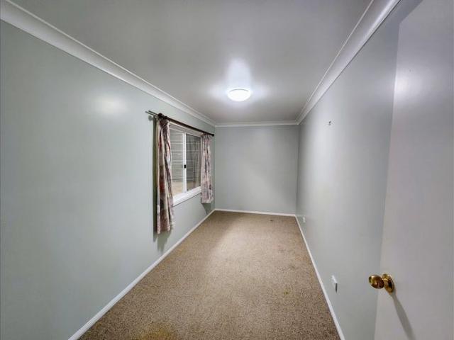 UNUSUAL 2 BEDROOM HOME