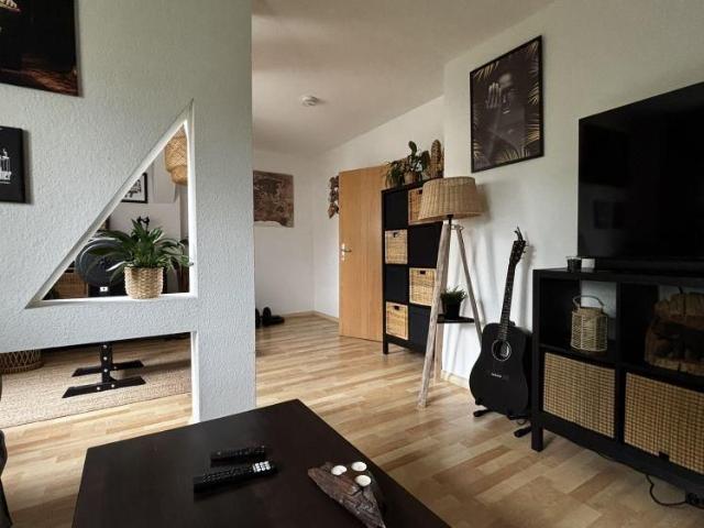 unverwechselbare modernisierte Dachgeschosswohnung 2,0 Zi. Küche mit EBK/Wannenbad – ca. 55,96m² – Schloßchemnitz