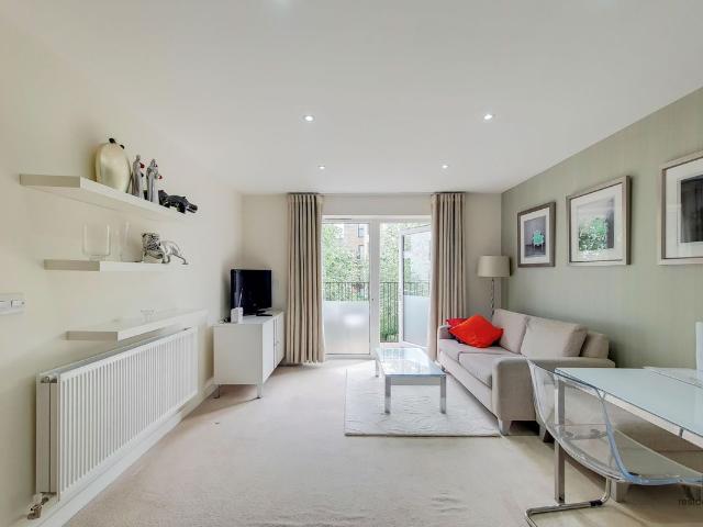 Unwin Way, Stanmore HA7, 1 bed flat to rent, £1,750 pcm | PrimeLocation