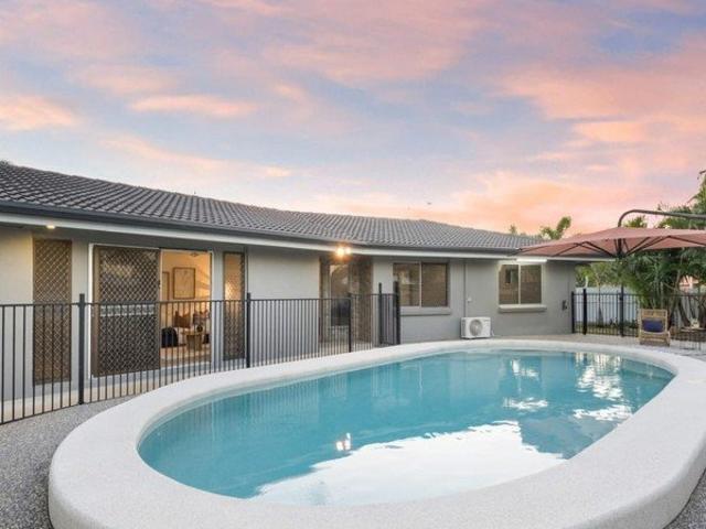 Unwind in Style: Spacious 4 Bedroom Haven with Pool in Annandale!