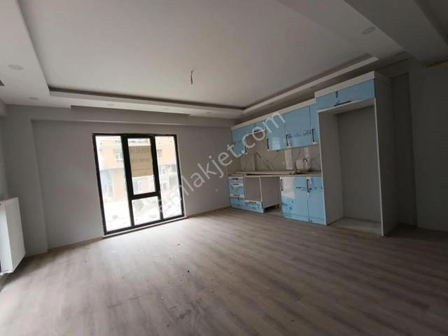 Ünye Gölevi Mahallesi 2+1 Merkezi Konumda Kiralık Daire