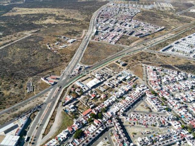 Uso de Suelo: Comercial y de Servicios Alta Densidad, Vivienda Plurifamiliar, Hasta 9 Niveles