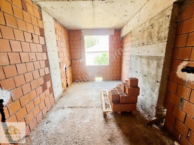 Üsküdar Merkezde Yeni Yapılan Binada 2+1 Keyifli Ara Kat