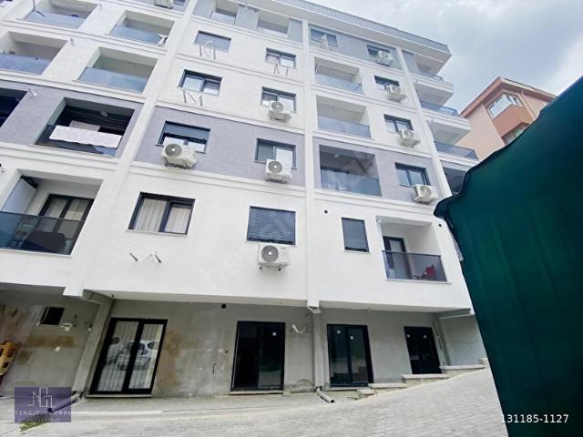Üsküdar Mimar Sinan Mahallesi Sıfır 1+1 Bahçe Katı