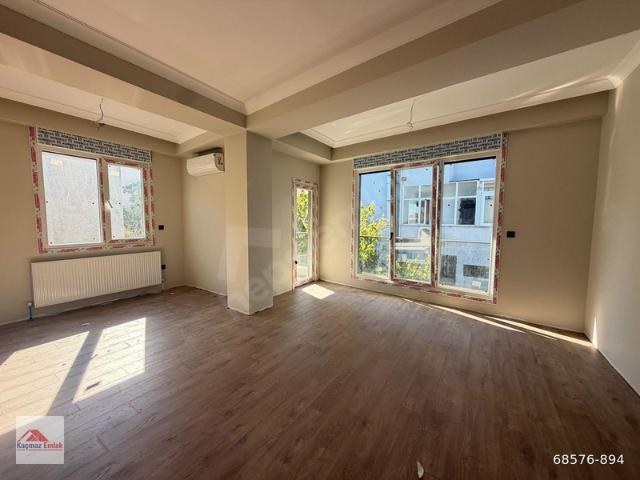 ÜSKÜDAR ACIBADEMDE YENİ SIFIR BİNADA, 82 m2 NET, E. BANYOLU 2+1 SATILIK DAİRE