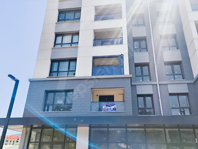 Üsküdar Ahmediye mahallesi 2+1 sıfır ayarında daire