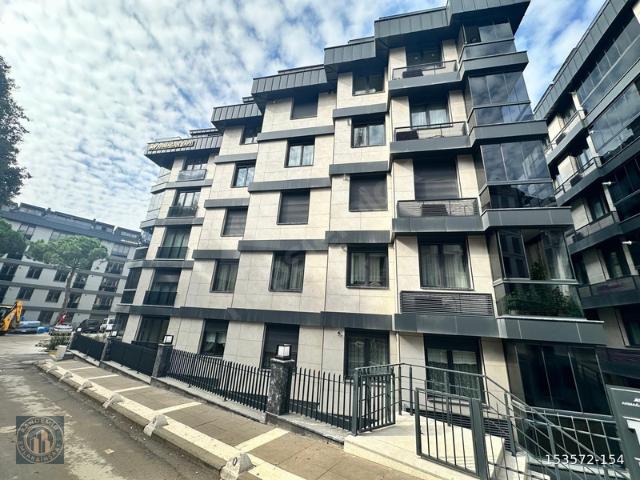 ÜSKÜDAR ALTUNİZADE'DE MERKEZİ KONUM SİTE İÇİNDE 3+2 DUBLEKS