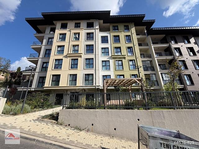 ÜSKÜDAR ÇAMLICA YENİ EMLAK KONUTLARINDA, DÜZ GİRİŞ, BAHÇELİ 2+1