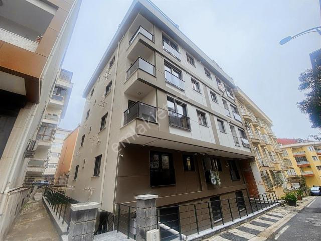 Üsküdar Bulgurlu Mah. Sıfır Bina Da Satılık 1+1 Daire