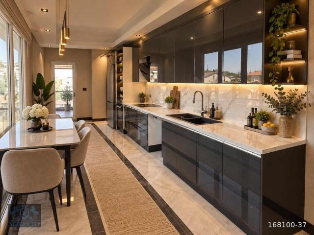 ÜSKÜDAR BURHANİYE'DE KÖPRÜ VE BOĞAZ MANZARALI 5+2 DUBLEX DAİRE
