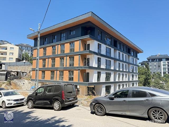 ÜSKÜDAR BAHÇELİEVLER MH.YÜZME HAVUZLU SİTEDE 2+1 SATILIK DAİRE