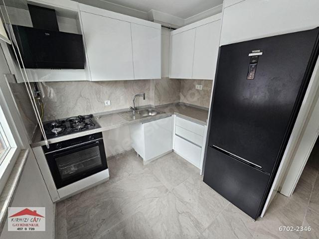 ÜSKÜDAR BARBAROS MH DE 3+1,SIFIR DUBLEKS DAİRE