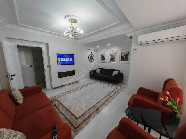 Üsküdar Cumhuriyet'te Tadilatlı 2+1 Daire