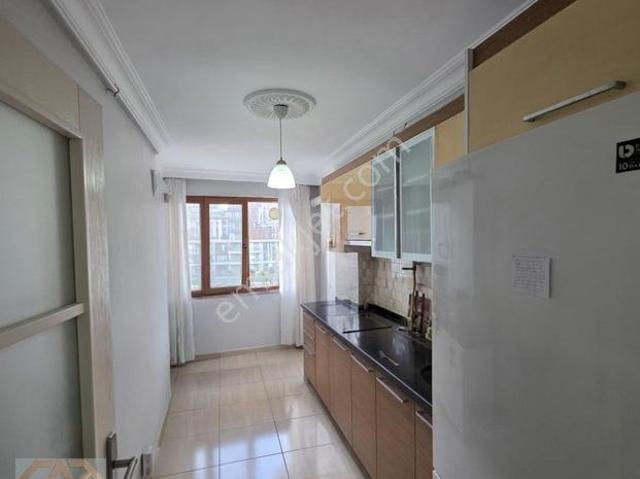 Üsküdar Da Valide i Atik Mah De 2+1 Ayrı Mutfaklı Kiralık