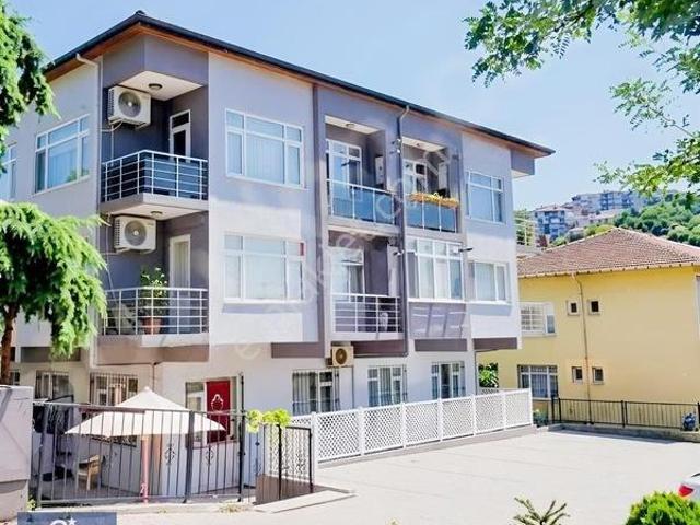 Üsküdar Çengelköy M.h 80 M2 2+1 Satılık Daire + 300 M2 Arsa