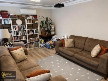 Üsküdar Çengelköy Ata 2 Sitesinde 3+1 Masrafsız Daire