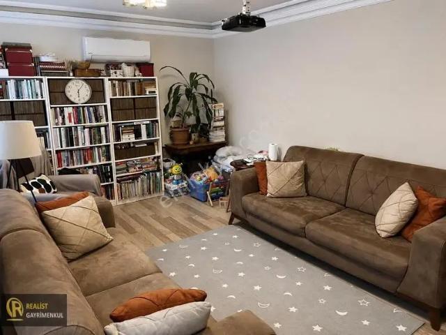 Üsküdar Çengelköy Ata 2 Sitesinde 3+1 Masrafsız Daire